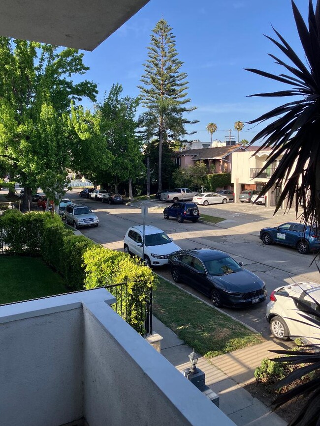 Calle arbolada - 1123 S Wooster St Unidad 101