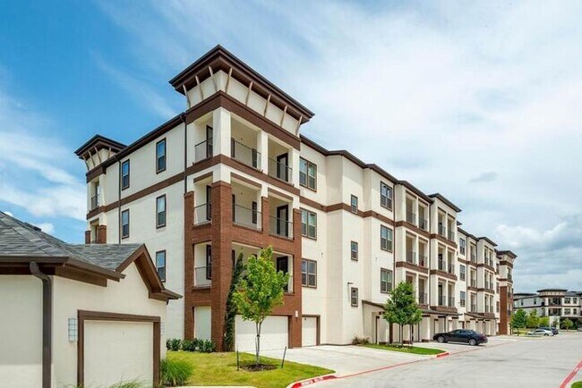 Photo - 6305 N President George Bush Hwy Unidad b1