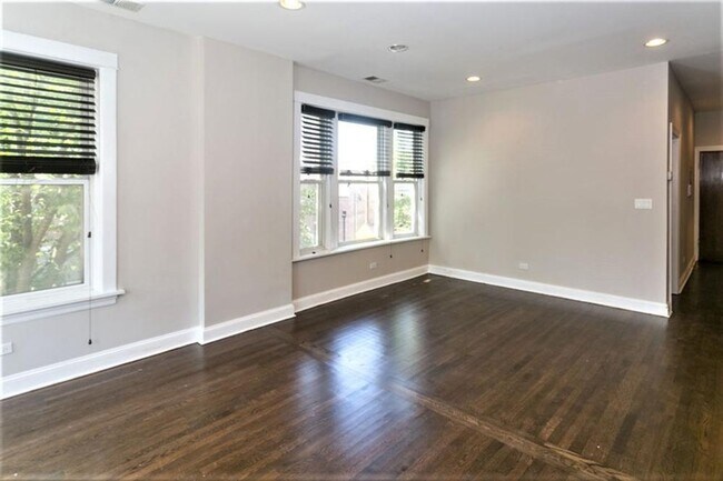 Photo - 2 bedroom in Chicago IL 60625 Unit 2506-2