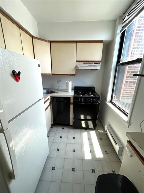 4 Commonwealth Ct Unit 17