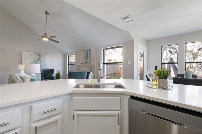 12804 Modena Trail
