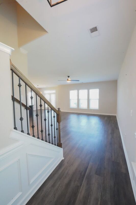 165 Greyfield Cir
