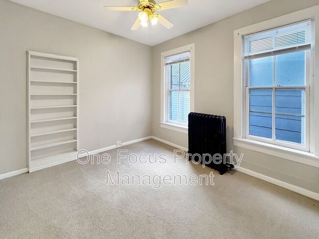 Photo - 106 W Church St