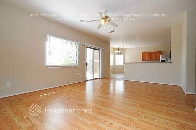 Photo - 3645 W Jacksonville Dr