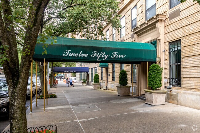 Photo - 1255 5th Ave