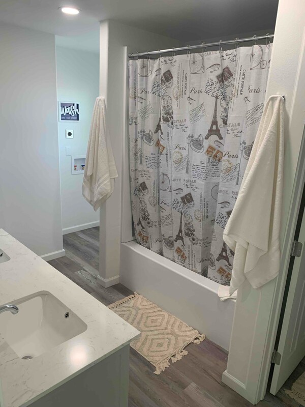 Photo - 811 Harrison Ave