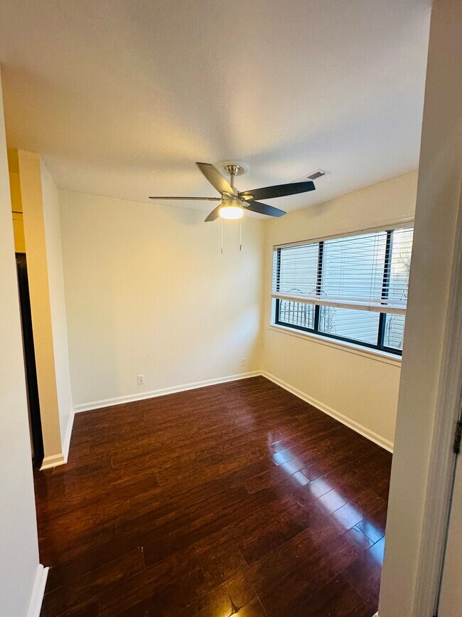 Dining area or office with new ceiling fan - 703 Idlewood Ln