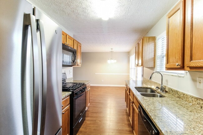 Photo - 5135 Tussahaw Crossing