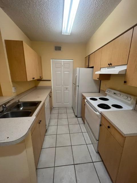 Photo - 10282 Fox Trail Rd S Unit 210