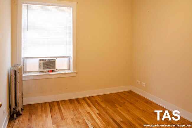 Photo - 1920 W Winona St Unit 1