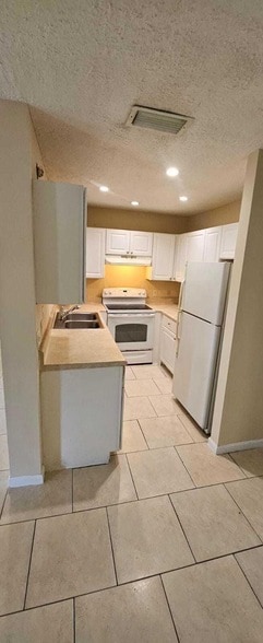 Photo - 451 Glenwood Dr