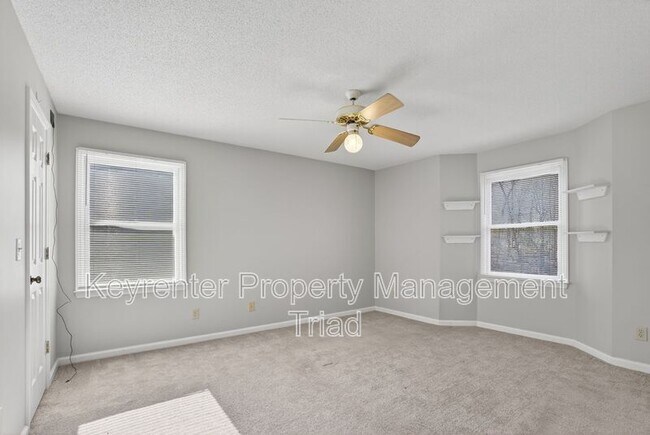Photo - 3701 Cotswold Terrace
