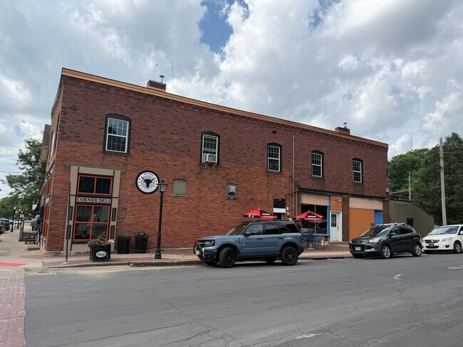 2025 E 11th St Unidad 1
