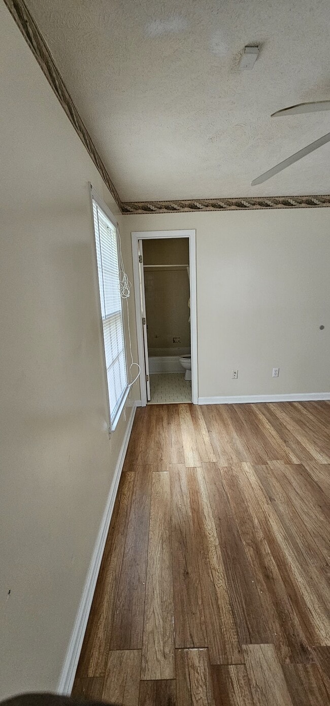 Photo - 4365 Sunshine Dr