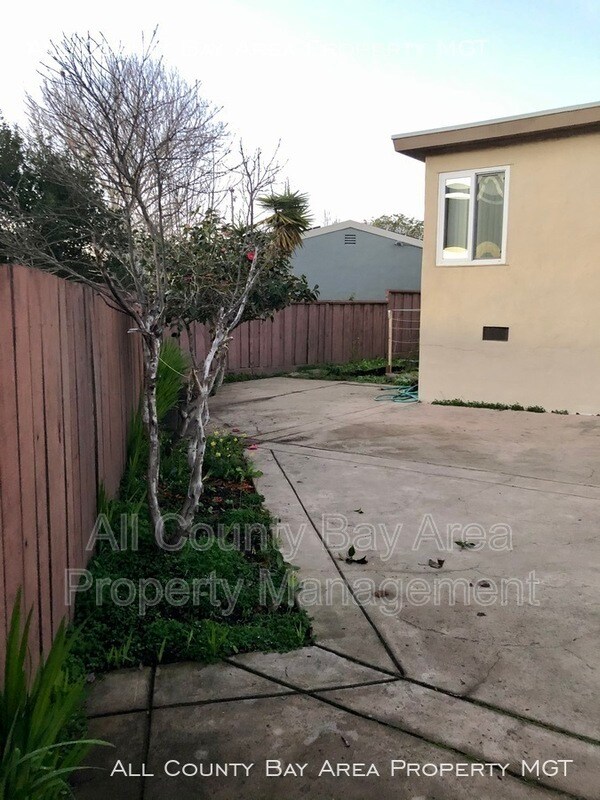 Photo - 1031 Ranchito Ct