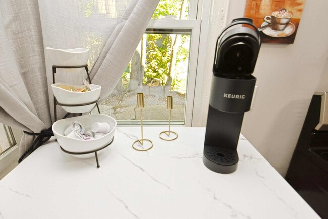 Photo - 815 N Twyckenham Dr Unit ID1037675P