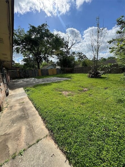 Photo - 6414 Bluestone Dr