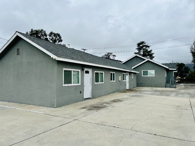 Photo - 21633 Cottonwood Ave