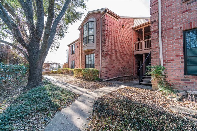 Photo - 2255 Braeswood Park Dr Condo Unit 258