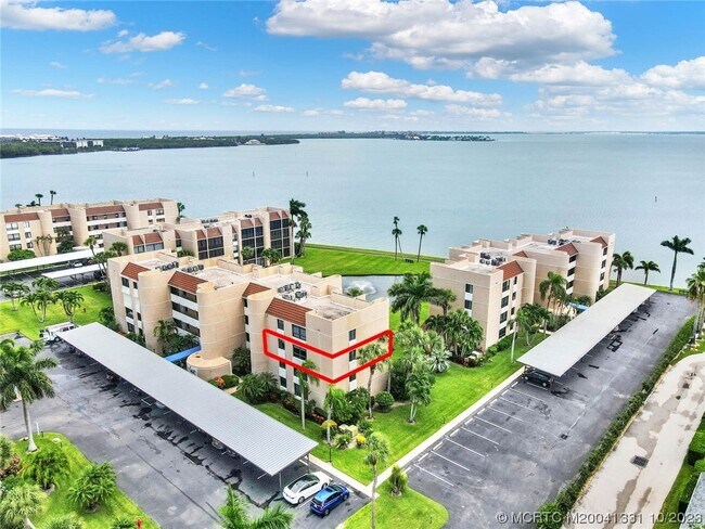 3392 NE Causeway Blvd Unidad 304