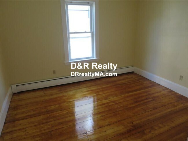 Photo - 2 Gilson Ter Unit 3