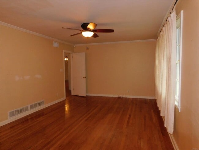 Photo - 127 N Wildwood Dr