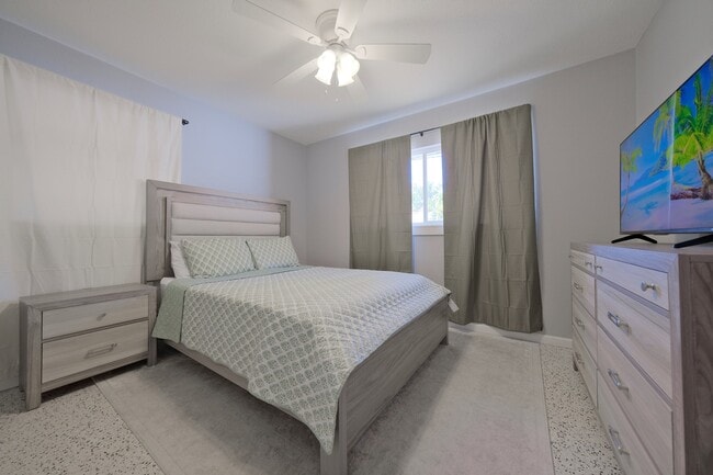 Photo - 993 Gary St Unit B