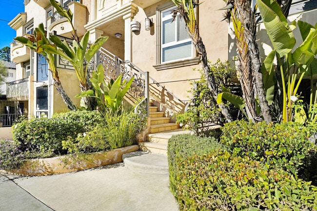 Photo - 11323 Huston St