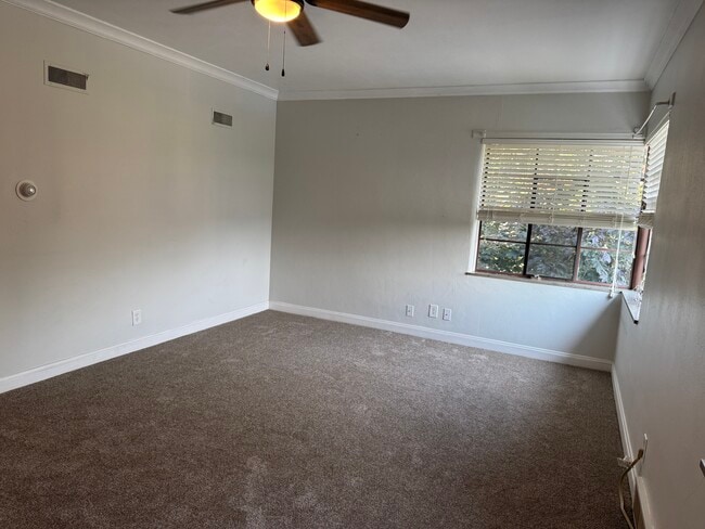 Photo - 405 W Columbia Ave