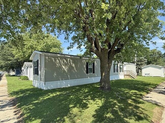 Building Photo - 2900 N Apperson Way Rental