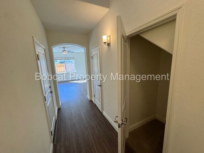 Photo - 1226 Saltern Dr