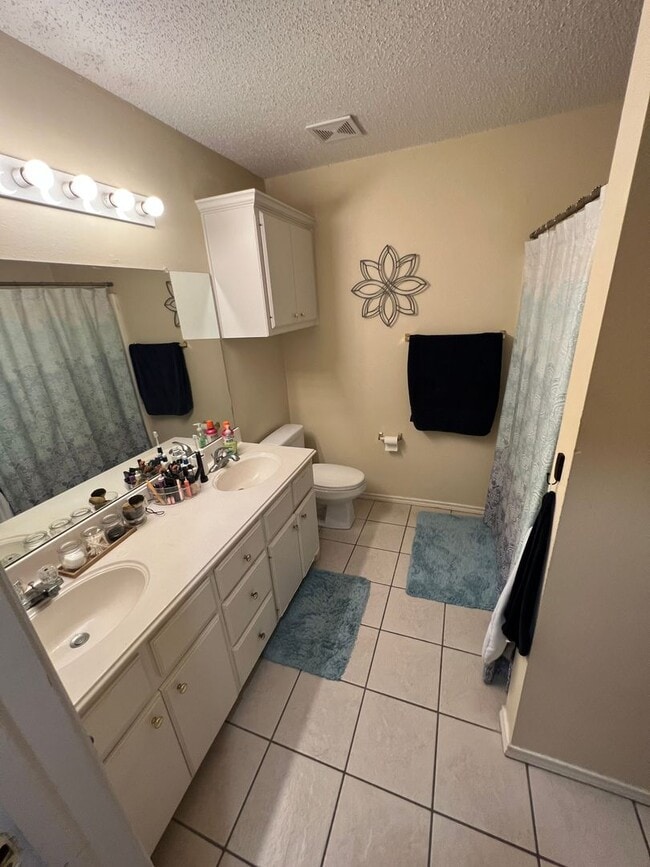 Photo - Available NOW! 2 bed 2 bath 2 car garage