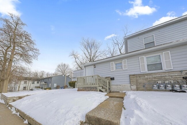 Building Photo - 361 Locust St Unit 4