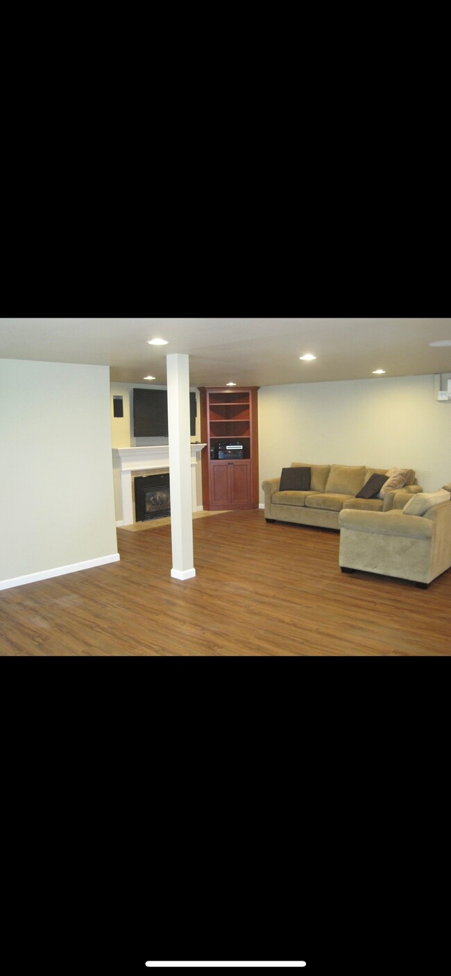 Living room - 20010 Marine View Dr SW Unit Basement Apartment