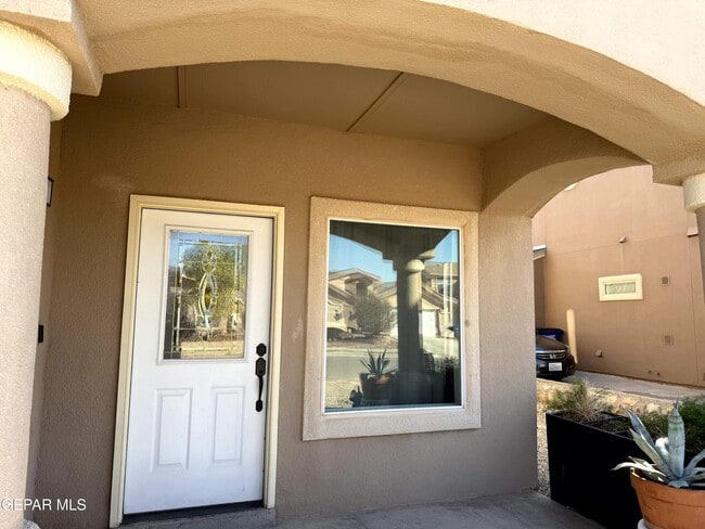 Photo - 5448 Ignacio Frias Dr