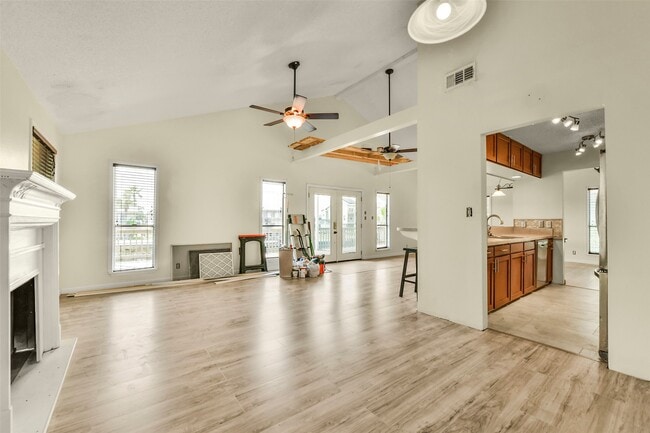 Photo - 1073 Redfish St