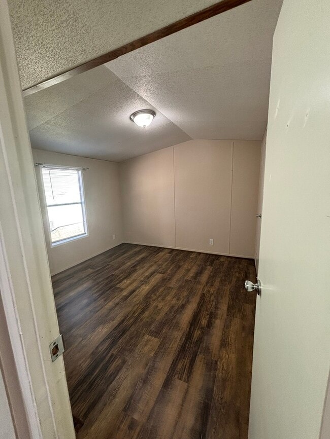 Photo - Triangle Mobile Home Park