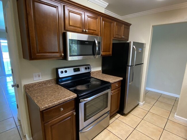1162 Cuyamaca St Unit 1162 N Cuyamaca #4