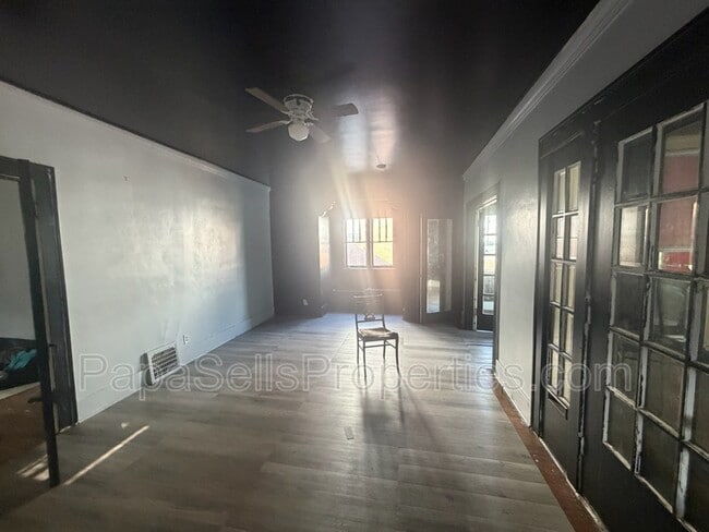 Photo - 107 E Archer Ave