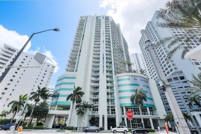 Photo - 218 SE 14th St Condo Unit 1804