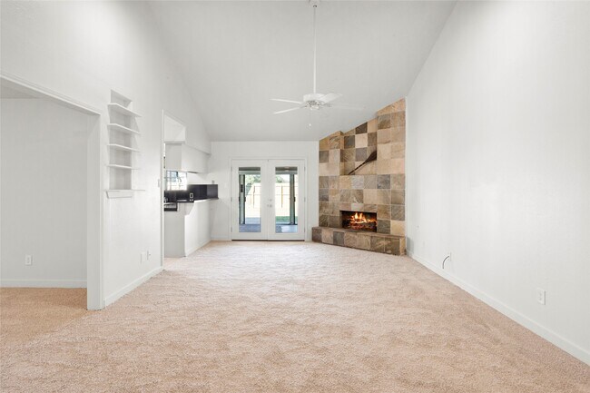 Photo - 1218 Lillie St