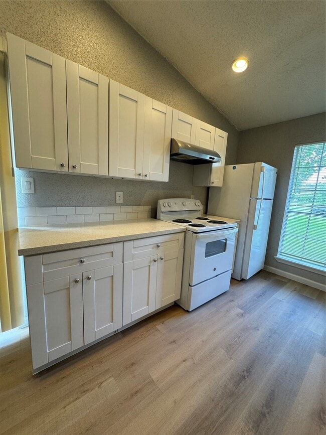 Photo - 11217 Pender Ln