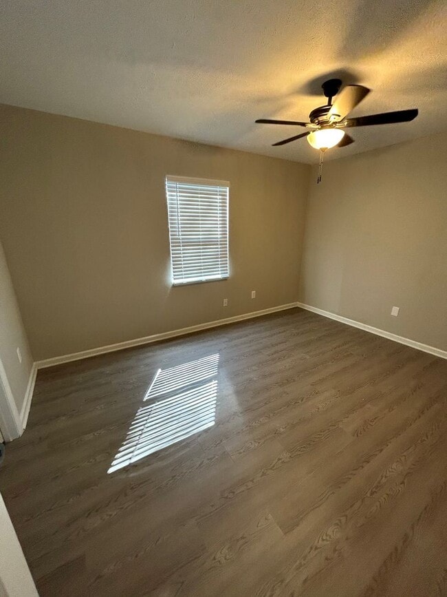 Photo - Woodland Ridge