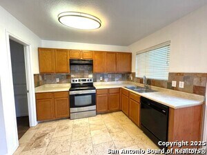 Photo - 6207 Amherst Bay