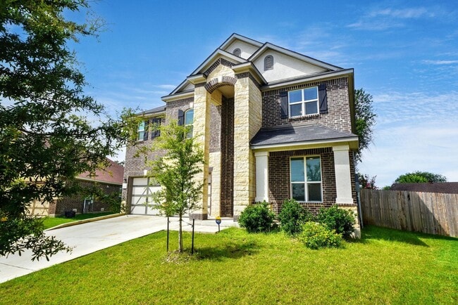 Photo - Beautiful 3-Bedroom Home with Flex Space in Universal City - Realtor Commission: $600