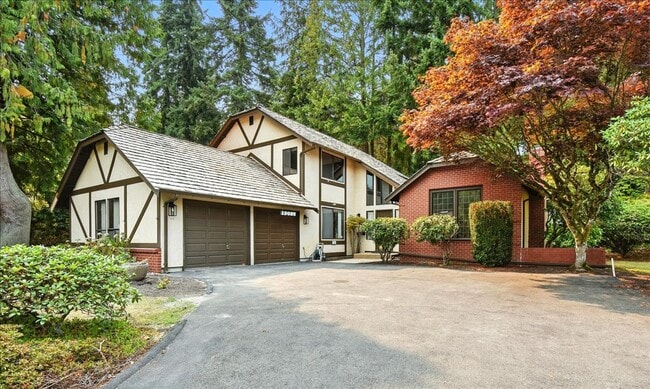 Building Photo - 3bd/2.25ba Edmonds House