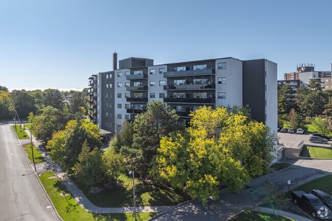 Photo - 6 Auburndale Ct