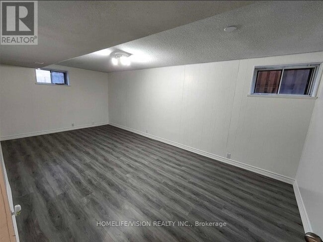 Photo - 271 Sussex Ave