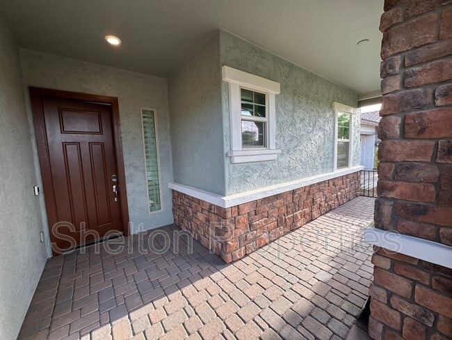 Photo - 20614 W Hillcrest Blvd