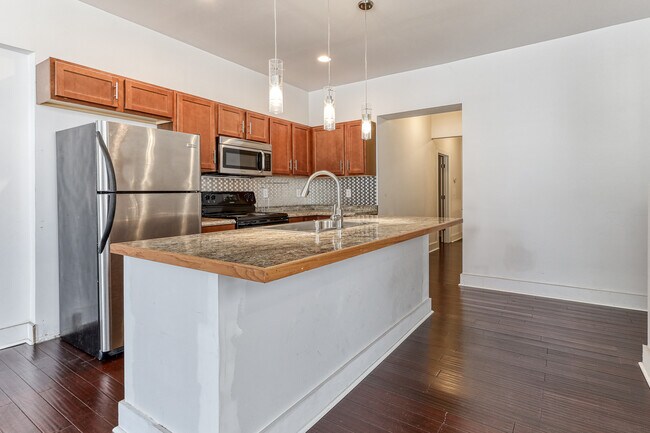 Photo - 2352 Kemper Ln Unidad 1